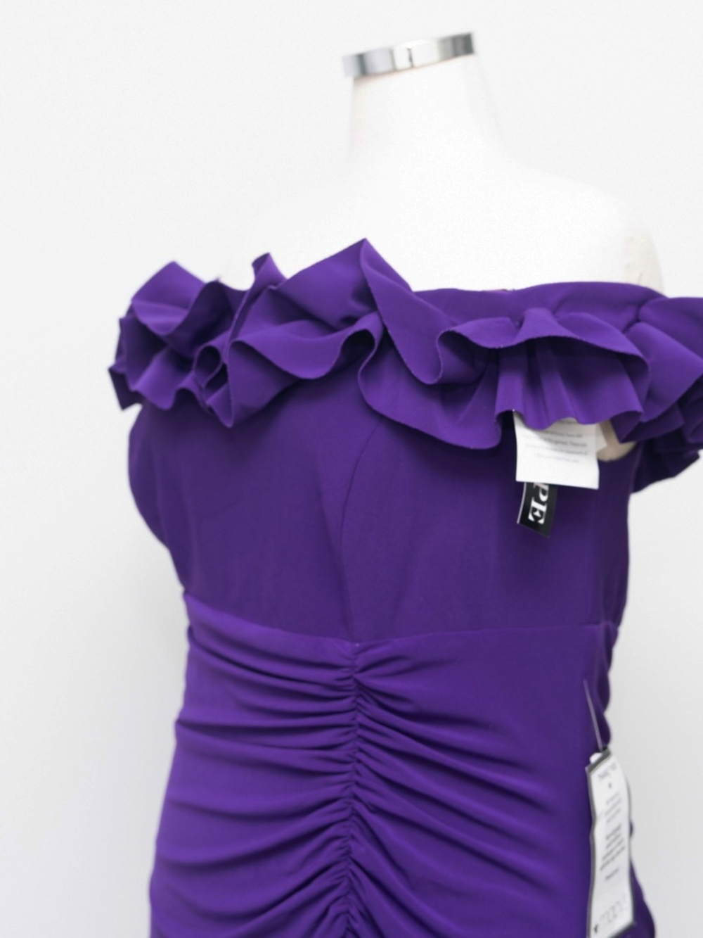 XSCAPE - Ruched Off-Shoulder Gown - Picture 11 of 12